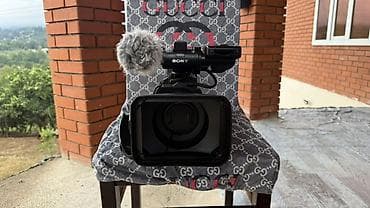 hisense infinity e9: Sony HXR-MC2000 peşəkar videokamera Xüsusiyyətlər: - G seriyalı lens — 5