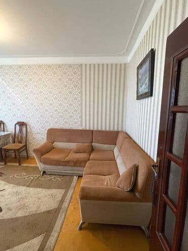 6 cı mikrorayon sumqayıt: Bakı, Yeni Günəşli Massiv D, 3 otaqlı, Köhnə tikili, 75 kv. m — 2