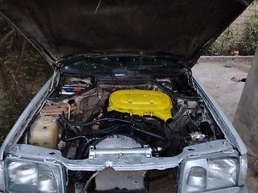 Mercedes-Benz 350: 2 l | 1992 il Sedan