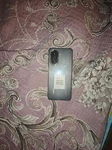 Xiaomi Redmi smartfon - Model: Redmi (arka qapaqda “REDMI” loqosu