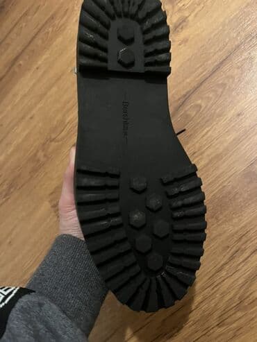 Basanoşka və səndəllər: Çəkmə, Bershka, Ölçü: 38, rəng - Qara, Yeni — 4