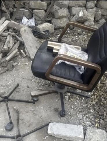 sünü güllər: Təkərli, Qolları tənzimlənmir, Süni dəri — 1