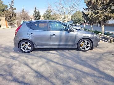 hyundai i30 1.6 dizel: Hyundai i30: 1.4 l | 2011 il Hetçbek — 3