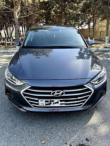 Hyundai Avante: 1.6 l | 2017 il Sedan