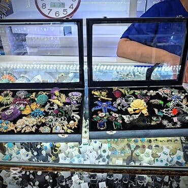 Bəzək sancaq/broş kolleksiyası 🏷Qiyməti / Цена DM əlaqə! 💎Ünvan lalafo.az -da Bəzək sancaq/broş kolleksiyası 🏷Qiyməti / Цена DM əlaqə! 💎Ünvan