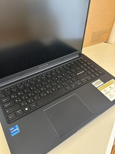 internetli tv: ASUS Vivobook, 15.6 ", Intel Core i7, 512 GB — 2