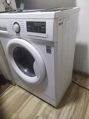 Аристоны: Стиральная машина LG, 6 кг, Без сушки — 2