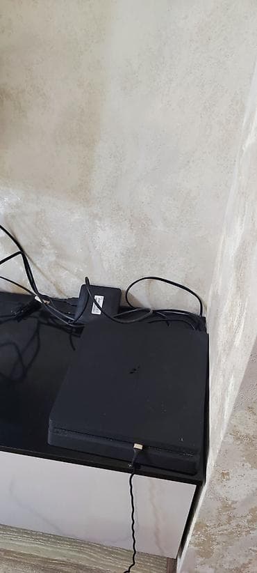 oculus quest 3: PlayStation 4 Slim oyun konsolu - Model: PS4 Slim (orijinal Sony — 1