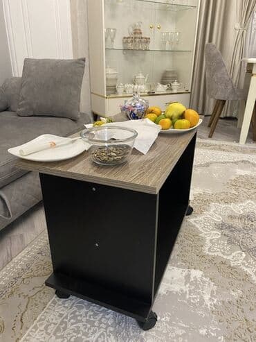 Masalar: Jurnal masası, Açılmayan, Laminat, Dördbucaq masa — 4