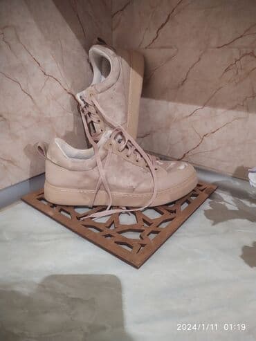 krosovka: Brend İQUEST 38 razmer İdeal vəziyyetdə 55 manata alınıb 2 defə — 7