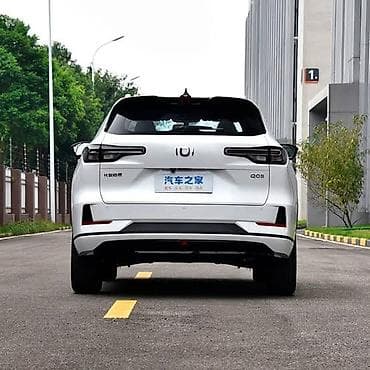 mercedes disk teker: Changan Q0 5 2025 çi il 1,5 Mator vurugu eziyi batigi Yoxdu Krasqa — 1