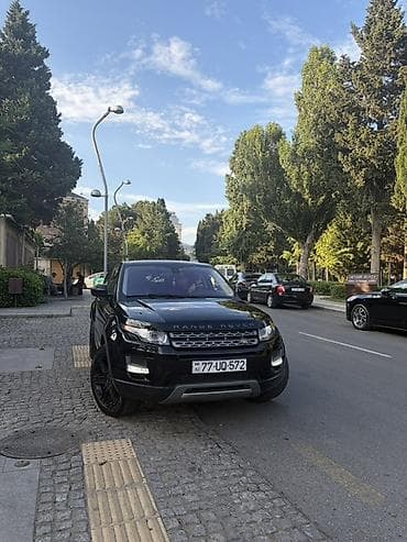 tra: Land Rover Range Rover Evoque: 2 l | 2015 il 174000 km Ofrouder/SUV — 2