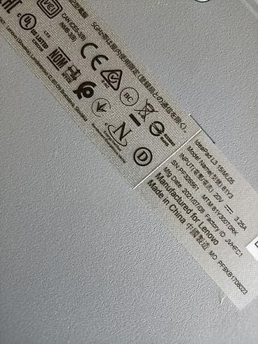 intel i5: Lenovo noutbuk – 15.6" ekran, Intel Core i5 prosessor və Nvidia — 5
