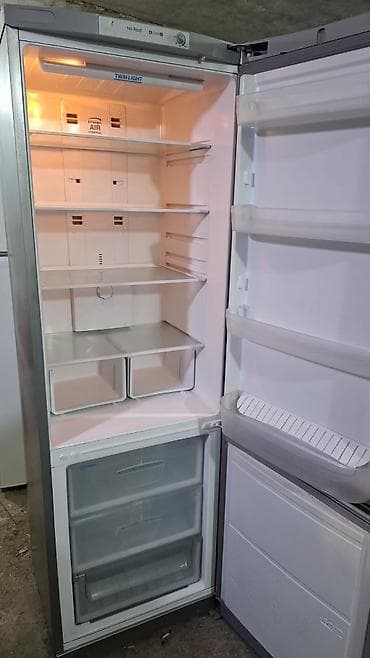 2 qapılı Indesit Soyuducu Satılır, rəng - Gümüşü