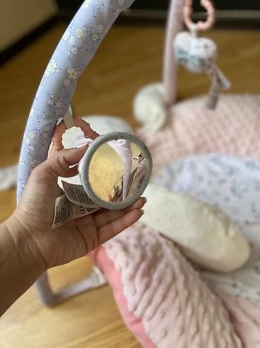 oyuncaq kassa: Uşaq üçün oyun xalçası və inkişafedici gym. Chox az istifade olunub — 5