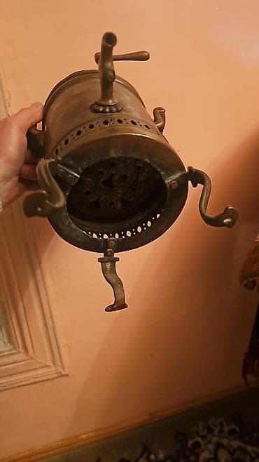 samovar od: Qədim Səfər Samovari 3 ayaqli 1930 illərin həçmi 1 litirlik — 3