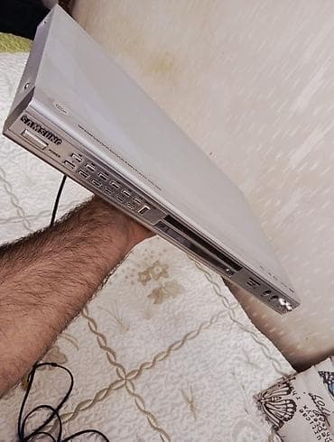 ikinci el oyuncaqlar: SAMSUNG. Hamısı,birlikdə. Video,İşləyir,pultu,yoxdur — 2