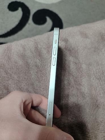 iphone 12 qara: IPhone 12, 64 GB, Ağ, Face ID — 5