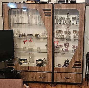 divar skaflari: Qonaq otağı üçün vitrin-dolab dəsti - Material: taxta teksturalı — 2