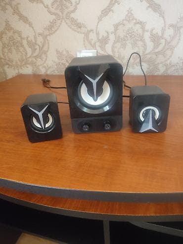 Kalonka kamputer ucun rengli isigli 1 aydi alinib hrc bir problemi