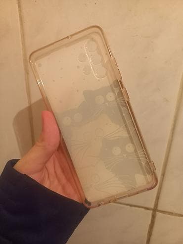 Telefon üçün yumşaq silikon örtük – pişik temalı dizayn - Material