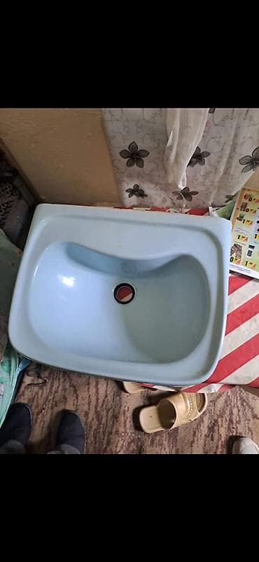 unitaz tulpan: Salam Aleykum lavabo satılır Son qiymet 20azndir Catdirilmasi ile — 1