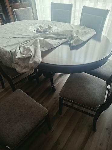 Klassik üslubda massiv ağacdan yığılmış yataq otağı dəsti Dəst — 5