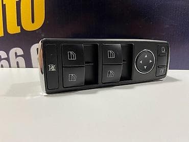 planeta 5: "Mercedes W212, W204" şüşəqaldıran bloku Şəhər: Bakı Elanın növü — 1