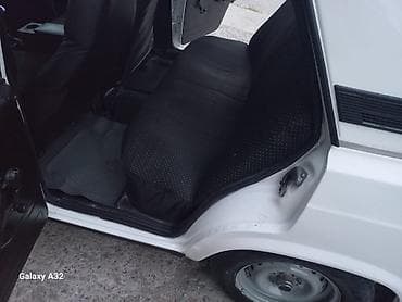 vaz 2107 kapotu: Ili 2007 injektor Karopka 5 Mator 06 Aşagı yeridə olaq 051 290 65 — 5