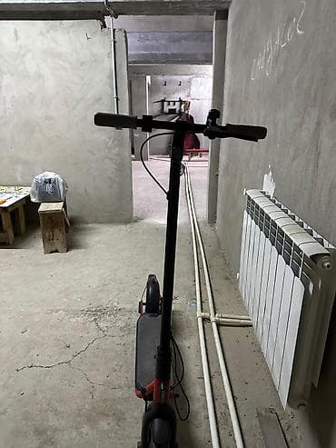 Elektrik nəqliyyatı: İşlənmiş Elektrik samokat 10", 501 - 750 Vt, 16 - 25 km/s, Ünvandan götürmə — 3
