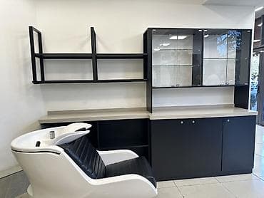 resepsion stol: Salon üçün modul mebel və vitrin dəsti - Rəng: qara (mat), iş səthi — 9