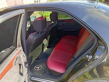 Mercedes-Benz E 240: 2.4 l | 1999 il Sedan — 3