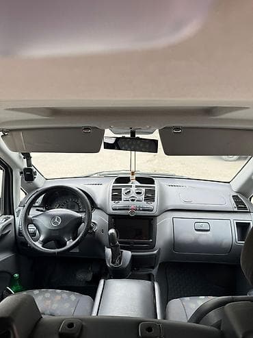 arxa kapot: Mercedes-Benz Vito: 2.2 l | Van/Minivan — 9