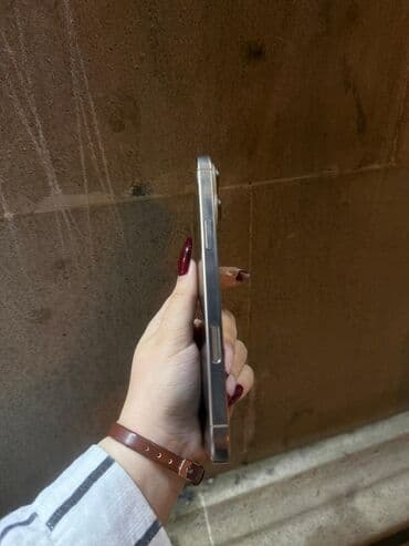 dubai version iphone: IPhone 16 Pro Max, 256 GB, Desert Titanium — 3