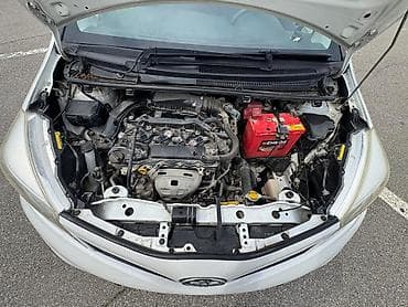 baqaj satilir: Toyota Vitz: 1.3 l | 2012 il Hetçbek — 1