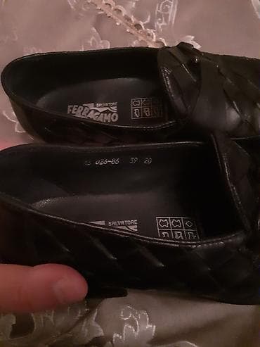 Botinkalar: Gencede satilir ici colu deri Salvatore Ferragamo üslubunda kişilər — 5