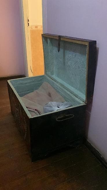 Güzgülər: 🧳 QƏDİM ANTİK TAŞTA CEHİZ SANDIĞI — 1920–1930 📜 Tarixi əşya – — 4