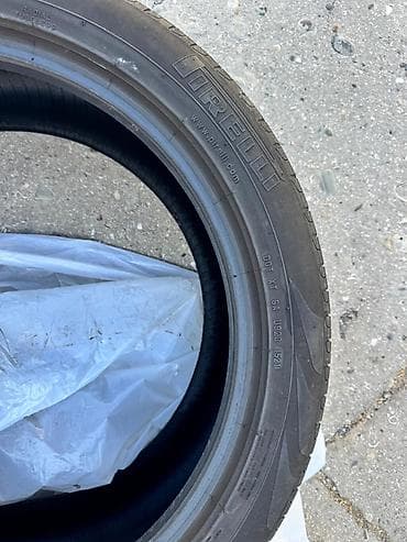 priora diskleri: İşlənmiş Şin Pirelli 255 / 45 / R 20 — 5