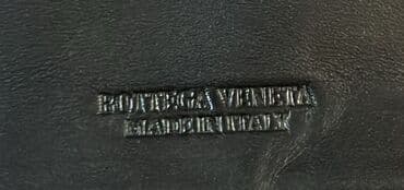 yuxuda qizil sirga itirmek nedir: Pulqabı, Təbii dəri — 4