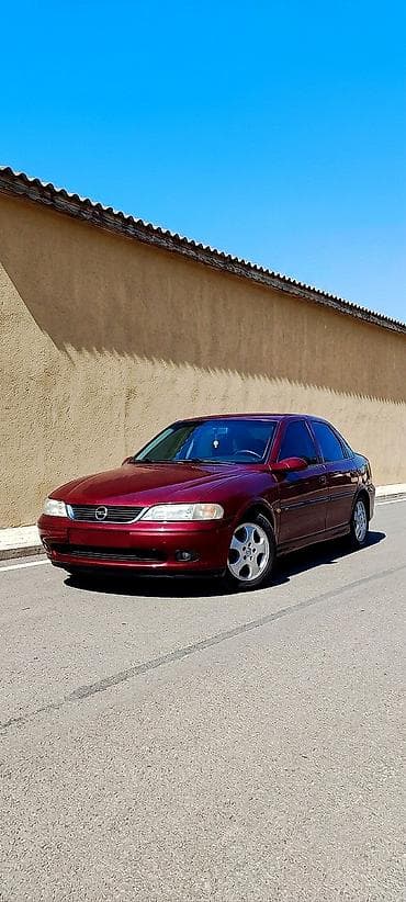opel vektra a: Opel Vectra: 1.6 l | 1997 il 200000 km Sedan — 5