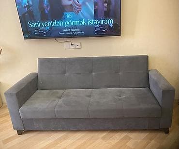 Divan 120 Azn satilir. Açılır, bazası var. Təcili çıxmalıdır.Ünvan