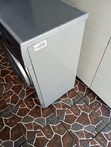 paltar qurudan masin satilir: Paltaryuyan maşın LG, 5 kq, İşlənmiş, Avtomat, Qurutma var, Kredit yoxdur, Ödənişli çatdırılma — 4