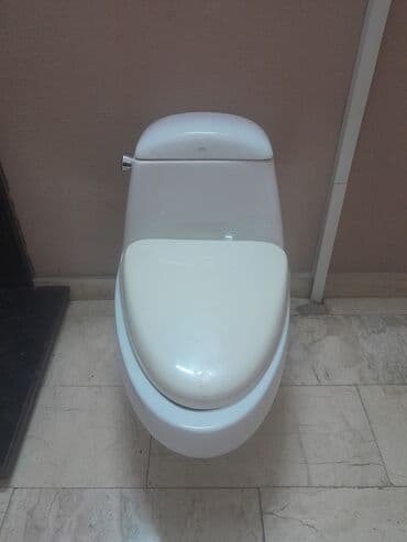 Tavan: Cotto brendinin monoblok unitazı - Tip: Monoblok, döşəməyə — 1