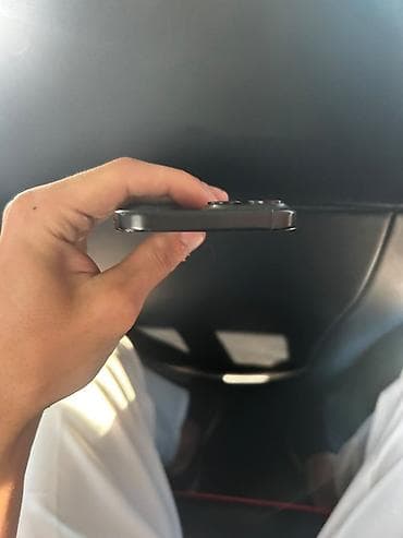 Elektronika: IPhone 15, Qara — 4