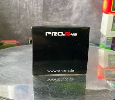 metbex tavan modelleri: Коллекционная модель Mercedes-Benz 200 W123 Hearse black 1982 Schuco — 2