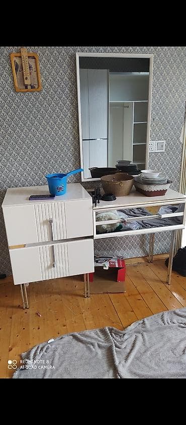 qapi ve pencere: Yataq otağı dəsti - Çarpayı: Yumşaq toxumalı, düyməli (kapitone) — 2
