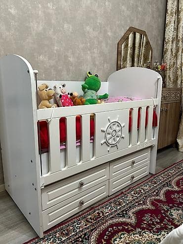 reşotka: Oğlan və qız üçün, İşlənmiş, Dördbucaq, Beşik, Dəstsiz, Matrassız, Yellənmə mexanizmsiz — 4