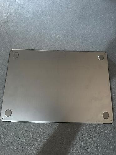 Apple MacBook Pro noutbuku - Model: MacBook Pro (Apple silikonu M