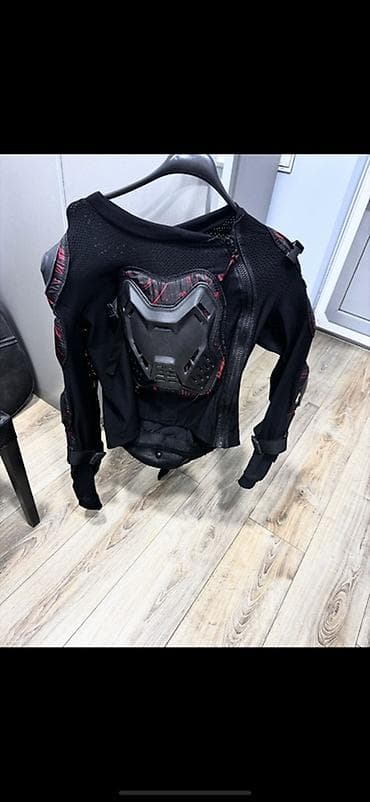 vitor formula: Motoqoruyucu gödəkçə/korpus zirehi - Növ: tam bədən qoruyucu mesh — 1