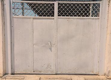 qedim kilim: Dəmir darvaza satılır eni 3 metr hündürü 2.50 stoykalari 20 sm şveller — 1